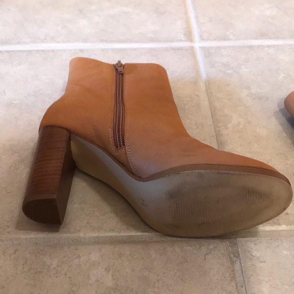 Booties - Picture 4 of 4